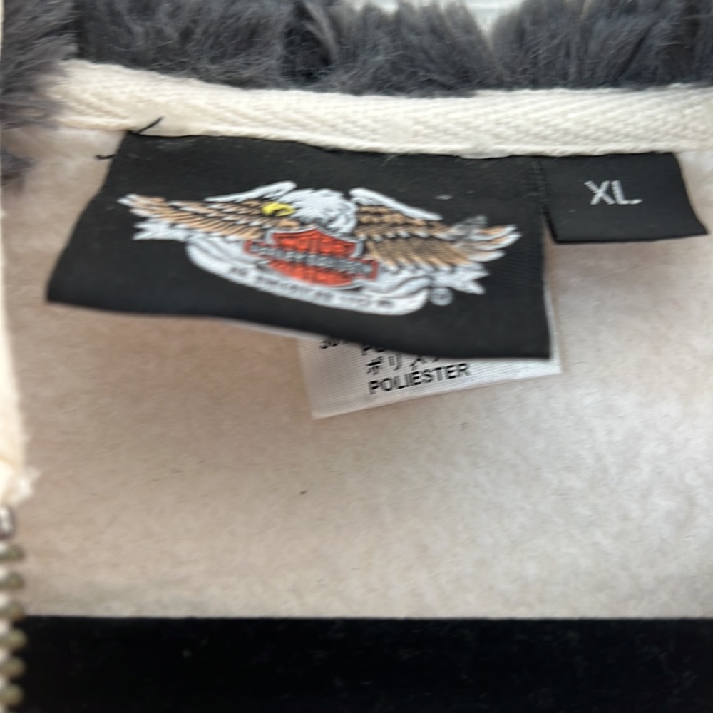 Extra Large - image 3